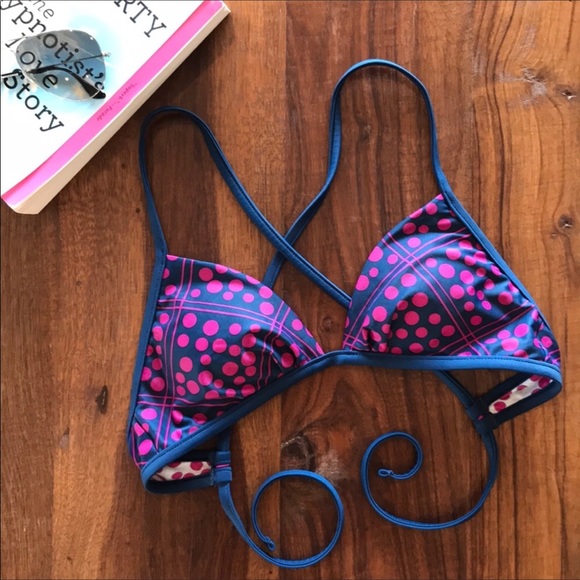 Patagonia Other - Patagonia Triangle Bikini Top XS